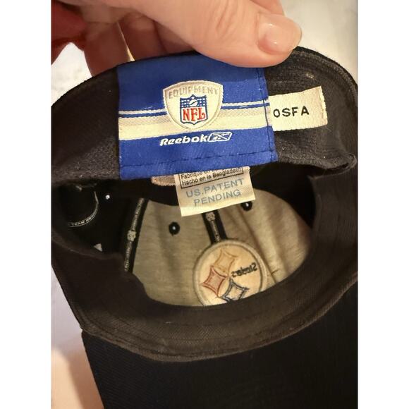Vintage Reebok Pittsburgh Steelers Football Hat Fitted One Size NFL Wool - Picture 7 of 7